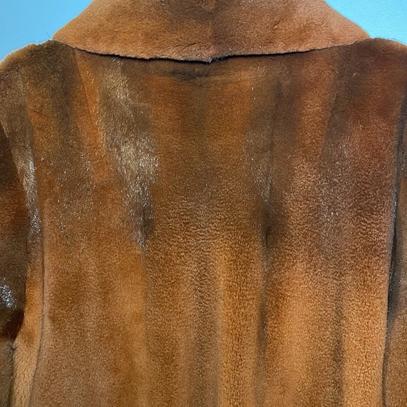 Rusty Brown Sheered Mink Vintage Jacket with Chrystal Collar Closure - Picture 5 of 9